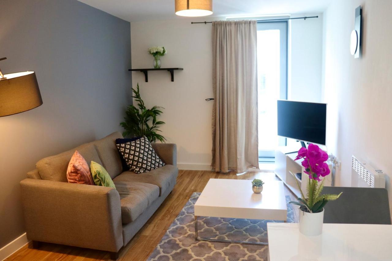 Hallsphere - Stunning Apartment Salford Quays Manchester Kültér fotó