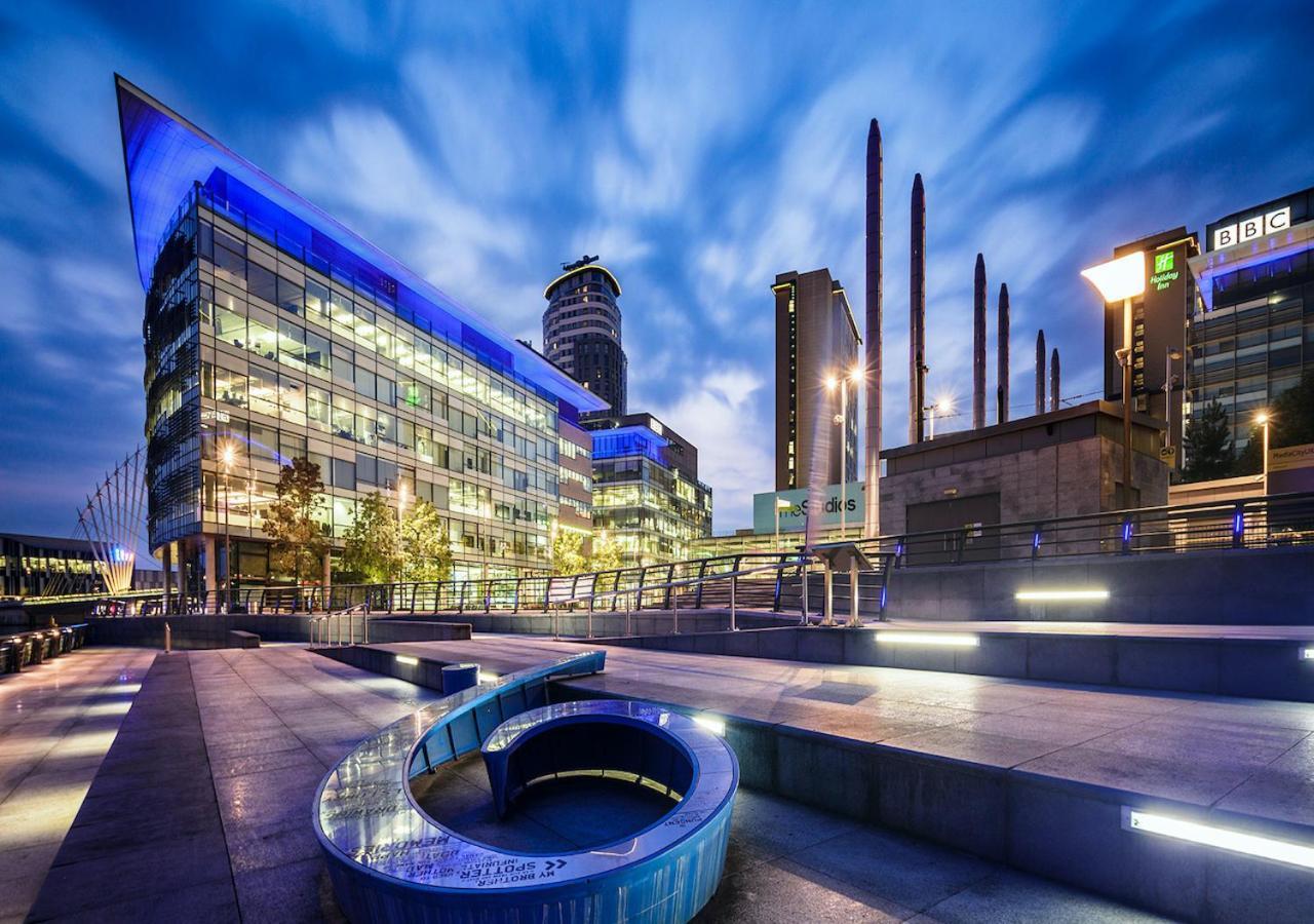 Hallsphere - Stunning Apartment Salford Quays Manchester Kültér fotó