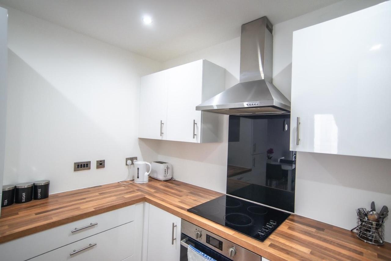 Hallsphere - Stunning Apartment Salford Quays Manchester Kültér fotó