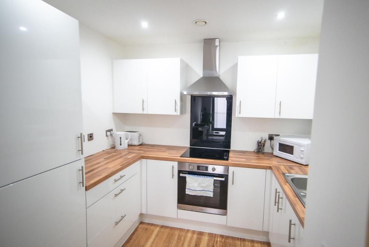 Hallsphere - Stunning Apartment Salford Quays Manchester Kültér fotó