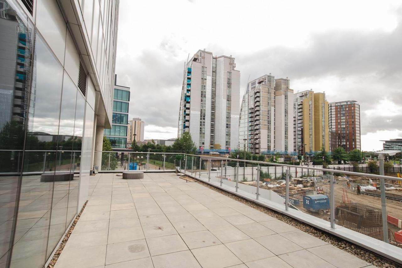 Hallsphere - Stunning Apartment Salford Quays Manchester Kültér fotó