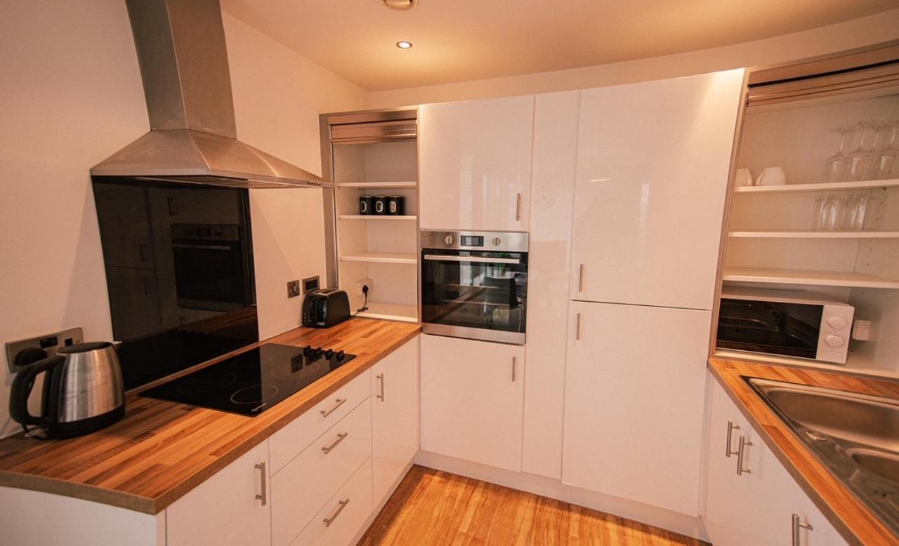 Hallsphere - Stunning Apartment Salford Quays Manchester Kültér fotó