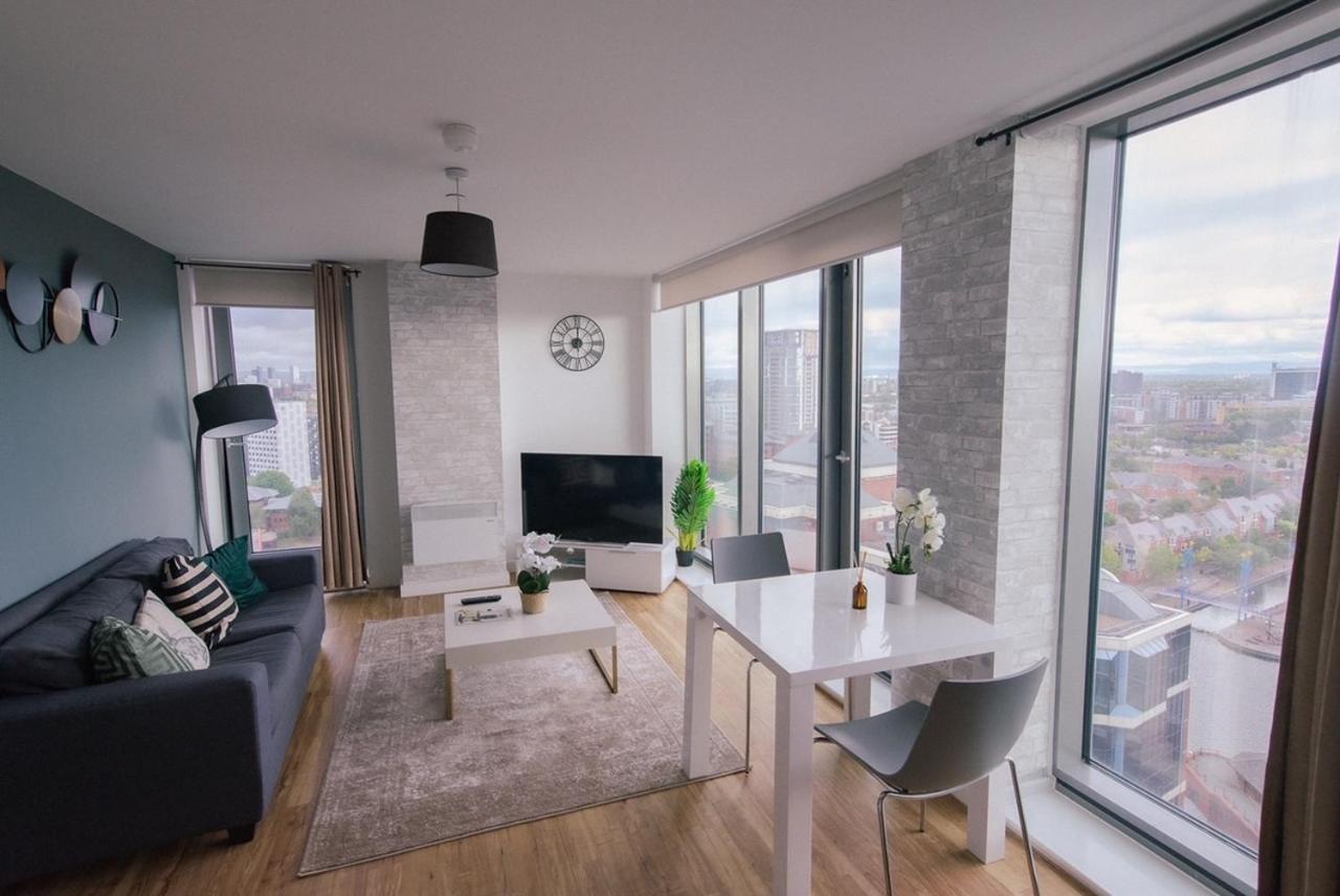 Hallsphere - Stunning Apartment Salford Quays Manchester Kültér fotó