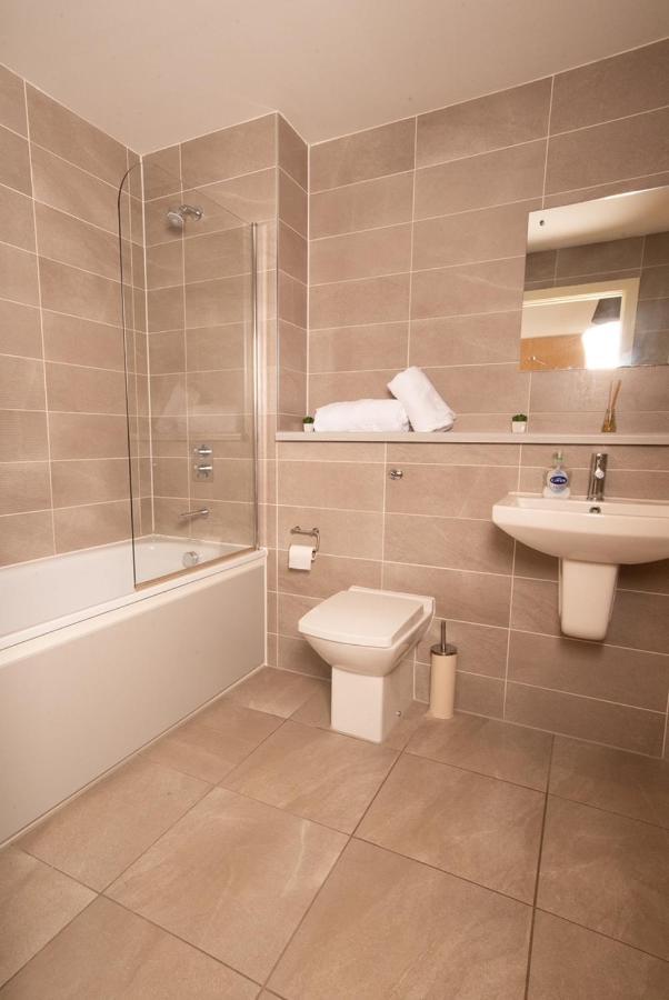 Hallsphere - Stunning Apartment Salford Quays Manchester Kültér fotó